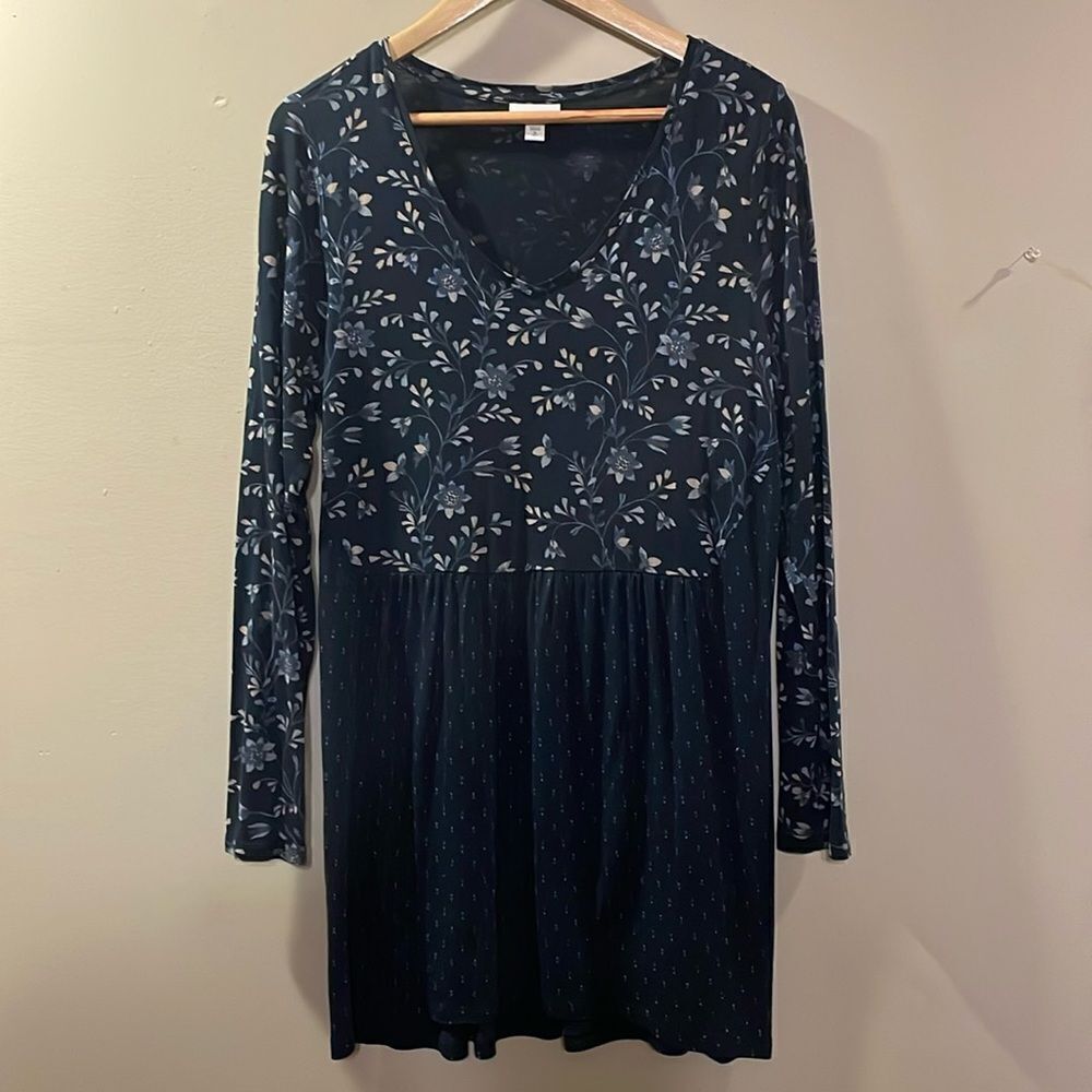 j. jill Top